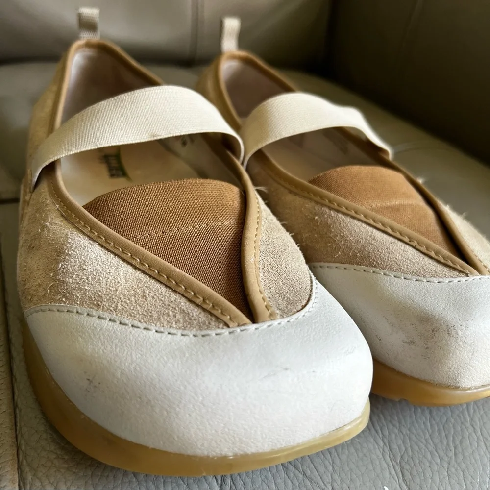 Kalso Earth Women's Tan and White Casual Shoes - Picture 7 of 16
